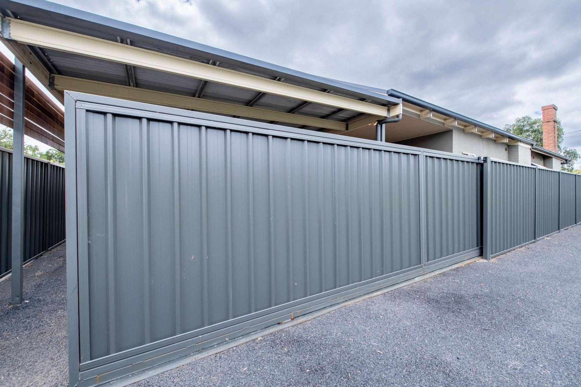 South Dubbo Hideaway - Pet Friendly Villa Luaran gambar