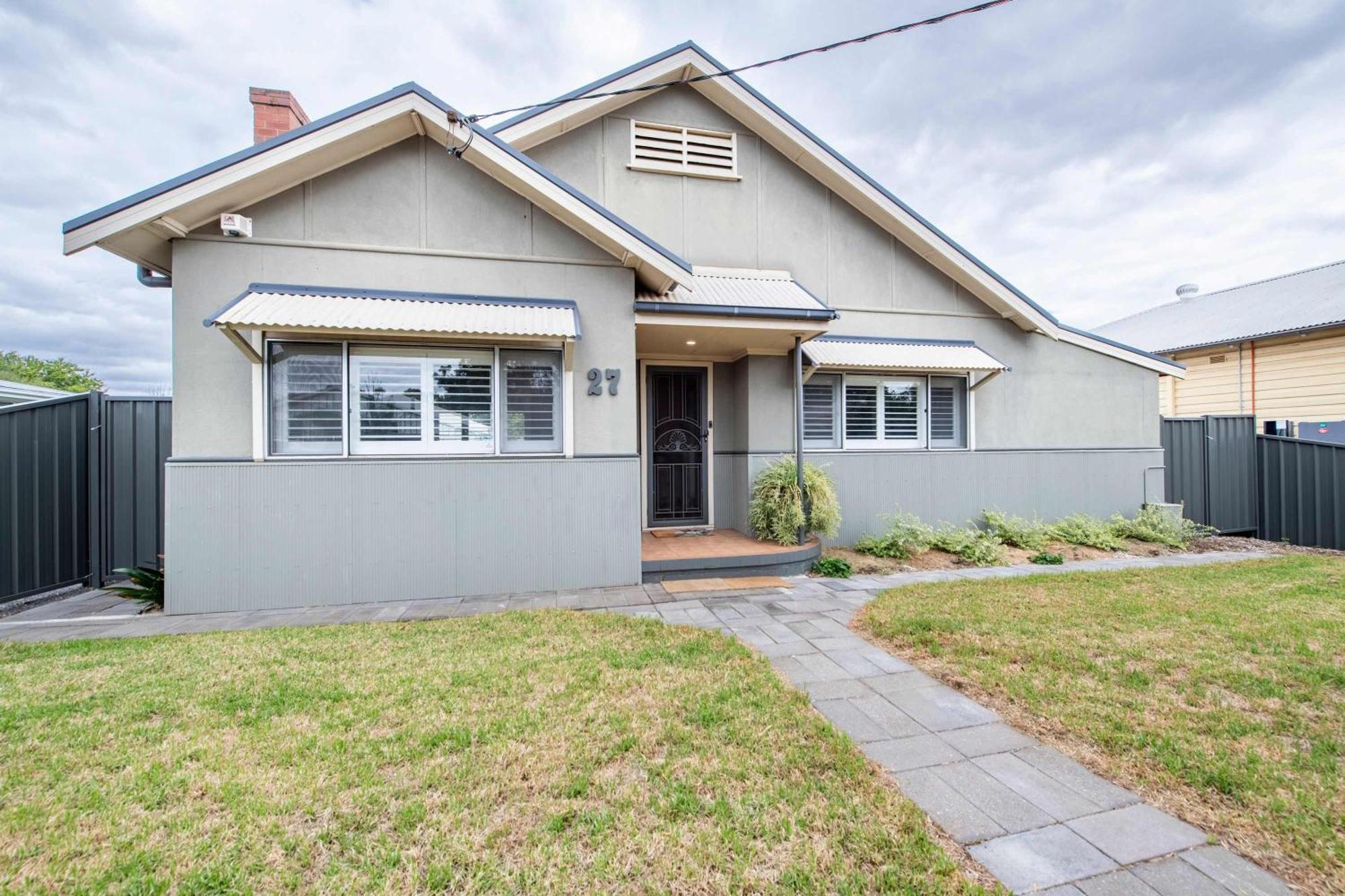 South Dubbo Hideaway - Pet Friendly Villa Luaran gambar